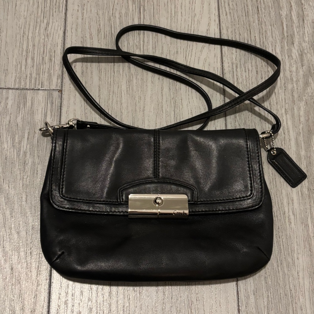 Coach bag Kristen VINTAGE - leather crossbody with clutch conversion.